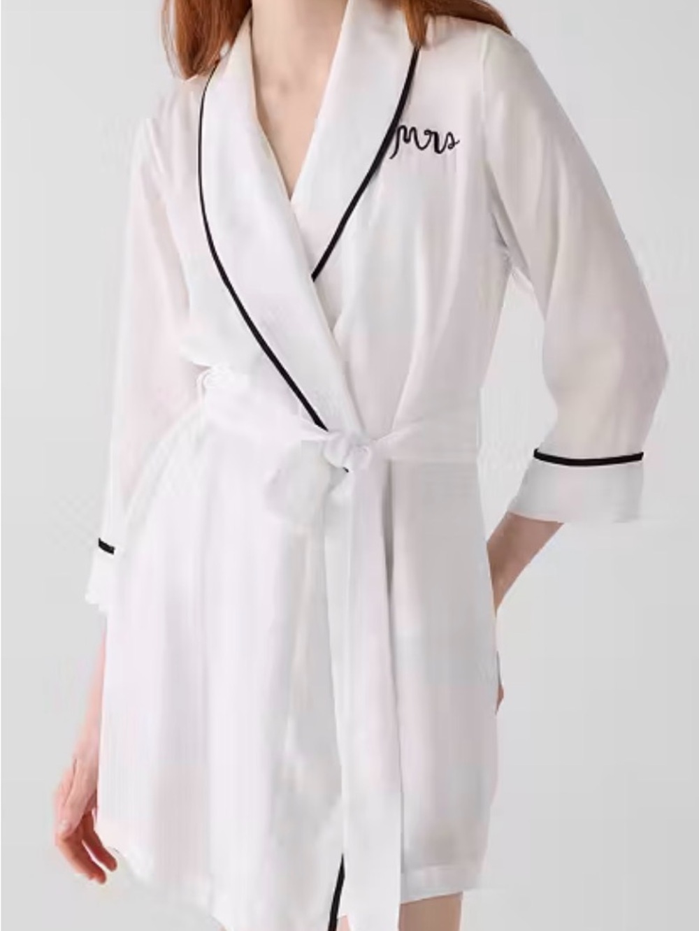 kate spade Mrs. White Robe with Black Piping and 'mrs' Embroidery